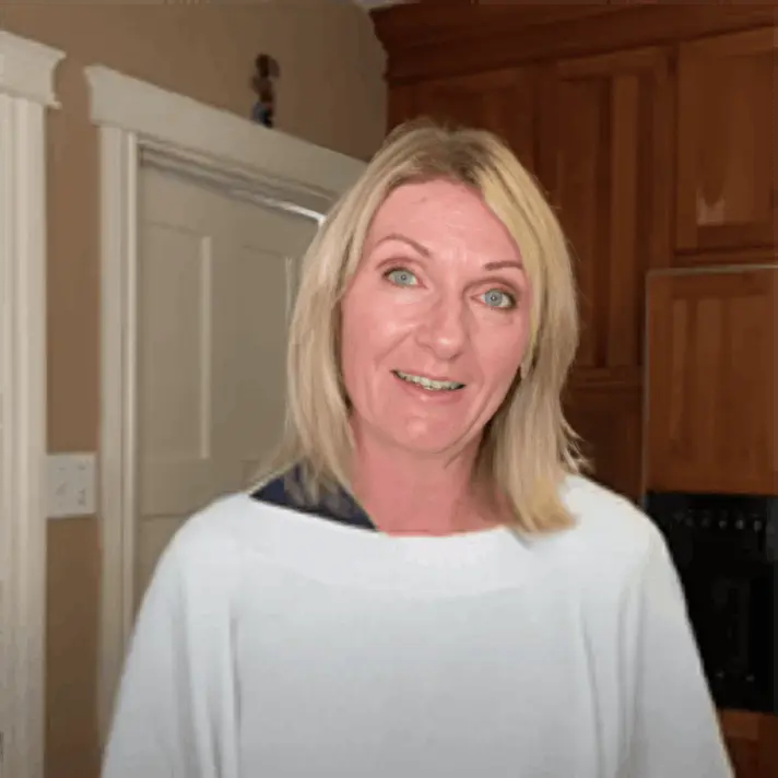 Highline Wellness CBD Gummies customer review Roxie H.